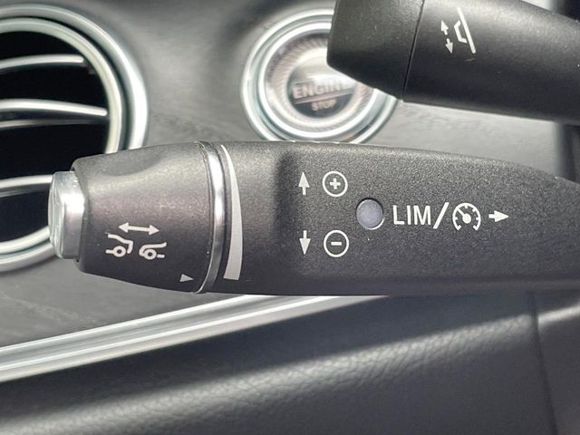 MERCEDES BENZ E CLAS 2018 Image 31