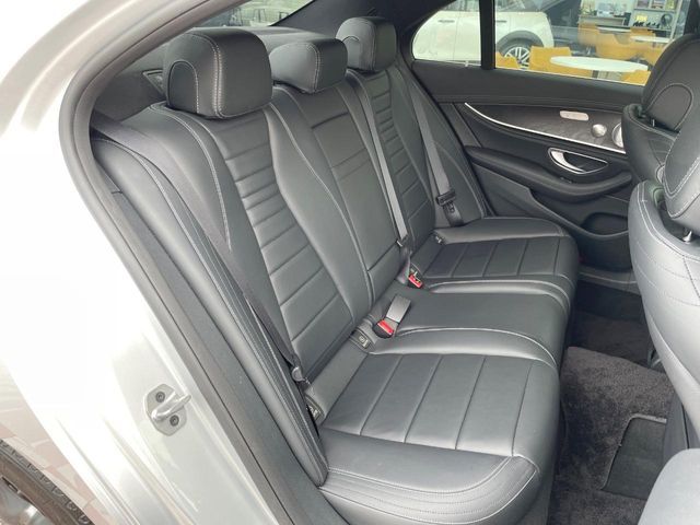 MERCEDES BENZ E CLAS 2018 Image 31