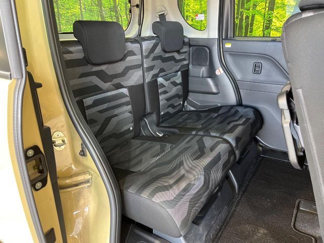 DAIHATSU TANTO FAN CROSS 2022 Image 31