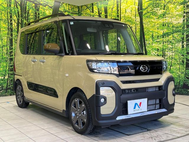 DAIHATSU TANTO FAN CROSS 2022 Image 31