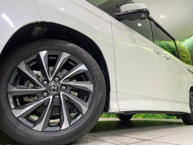 TOYOTA VOXY HYBRID 2024 Image 31