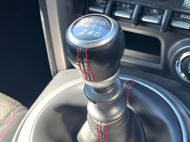 TOYOTA 86 2012 Image 31