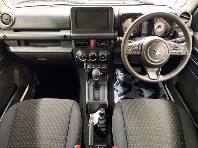 SUZUKI JIMNY NOMADE 2025 Image 31