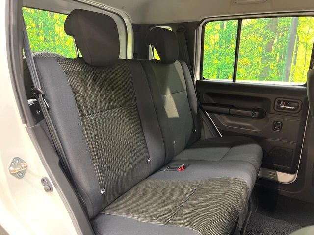 SUZUKI JIMNY NOMADE 2025 Image 31