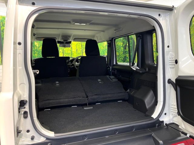 SUZUKI JIMNY NOMADE 2025 Image 31