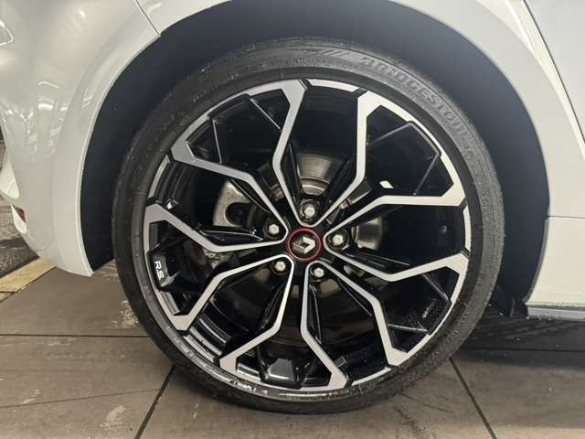 RENAULT MEGANE HATCH 2023 Image 31