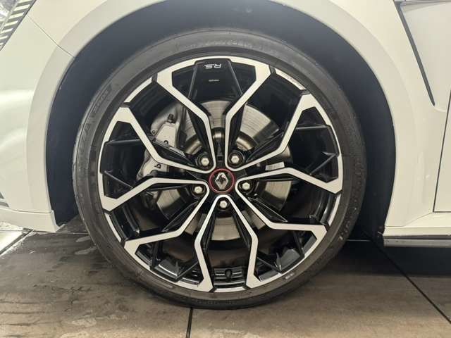 RENAULT MEGANE HATCH 2023 Image 31