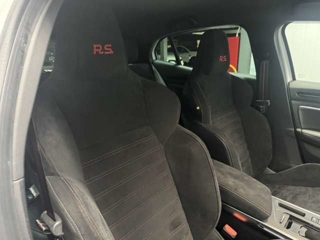 RENAULT MEGANE HATCH 2023 Image 31