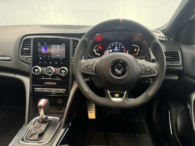 RENAULT MEGANE HATCH 2023 Image 31