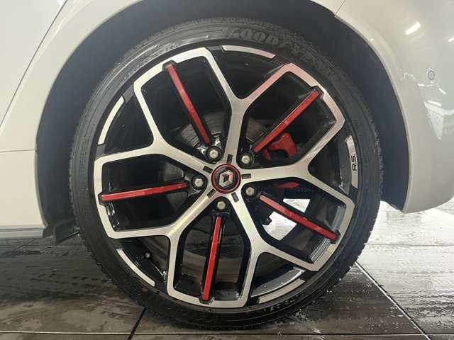 RENAULT MEGANE HATCH 2024 Image 31