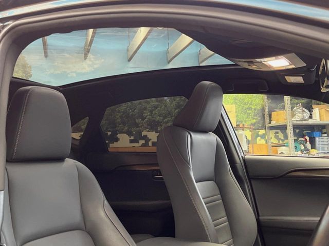 TOYOTA LEXUS NX300 2020 Image 31