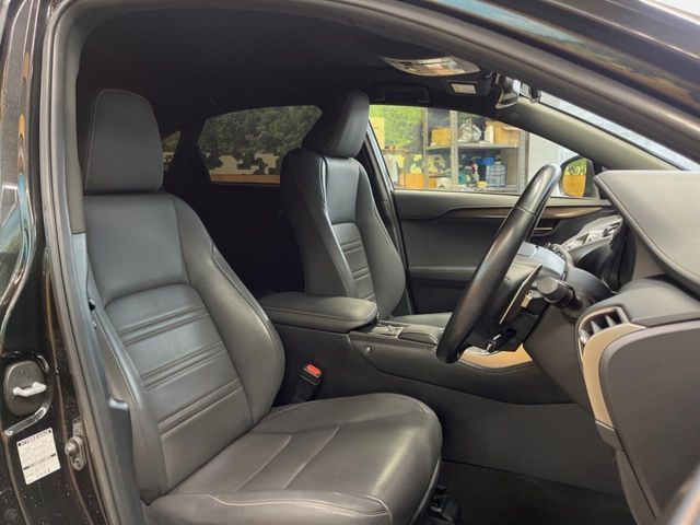 TOYOTA LEXUS NX300 2020 Image 31