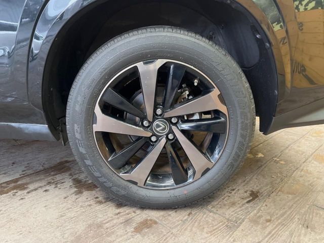 TOYOTA LEXUS NX300 2020 Image 31