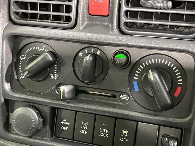 SUZUKI CARRY TRUCK 4WD 2020 Image 31