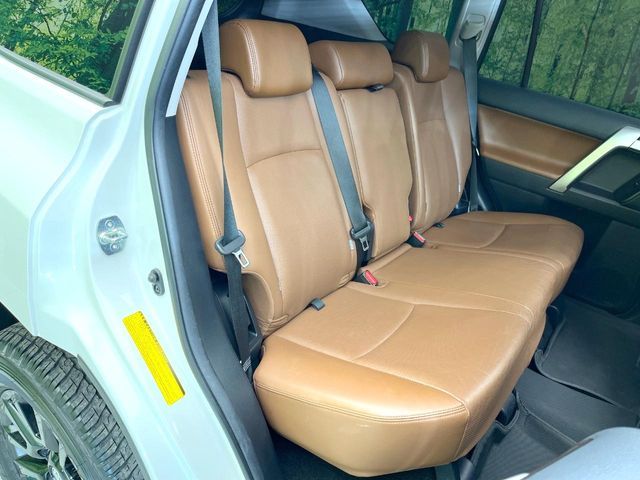 TOYOTA LANDCRUISER PRADO 2022 Image 31