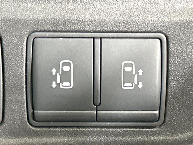 NISSAN SERENA  S-HYBRID 2018 Image 31