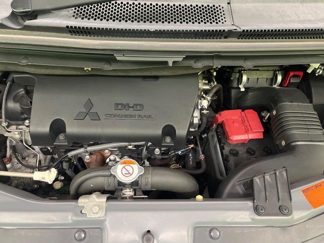 MITSUBISHI DELICA D:5 4WD 2016 Image 31