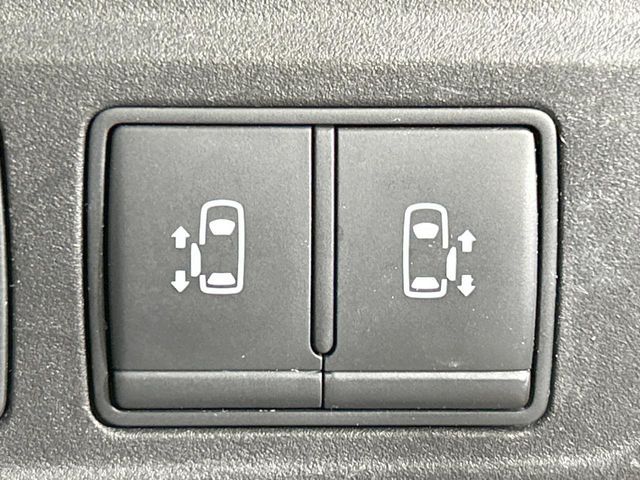 NISSAN SERENA  S-HYBRID 2017 Image 31