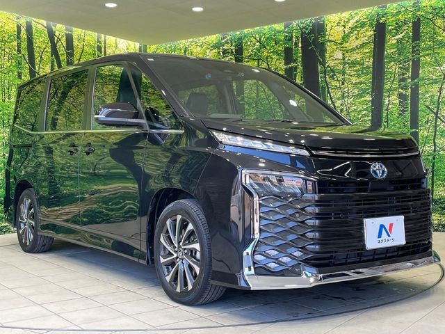 TOYOTA VOXY HYBRID 2022 Image 31