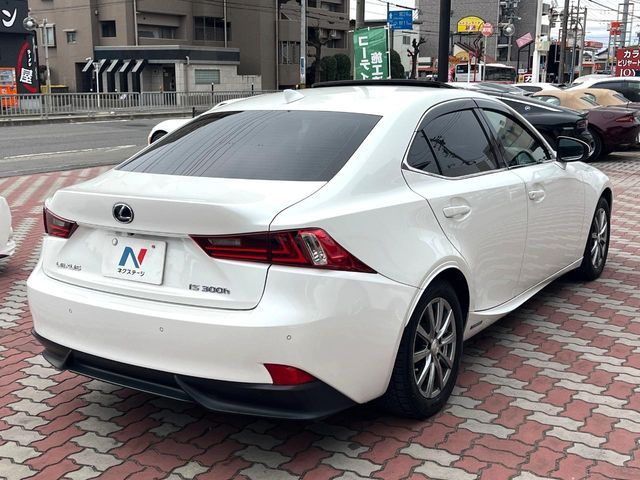 TOYOTA LEXUS IS300H 2014 Image 31