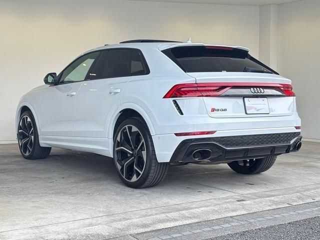 AUDI RS Q8 2024 Image 31