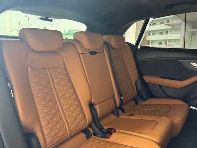 AUDI RS Q8 2024 Image 31