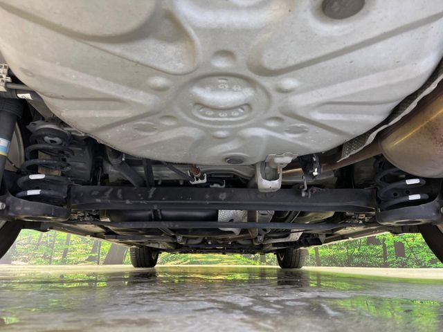 TOYOTA PRIUS ALPHA 2013 Image 31