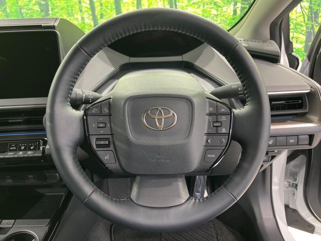 TOYOTA PRIUS PHV 2024 Image 31