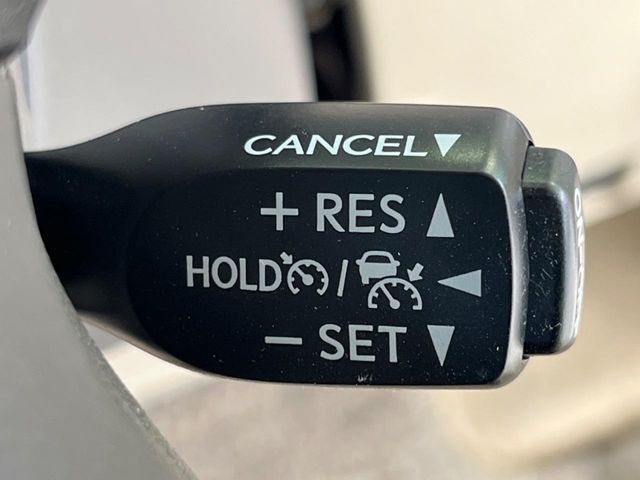 TOYOTA LANDCRUISER PRADO 2023 Image 31