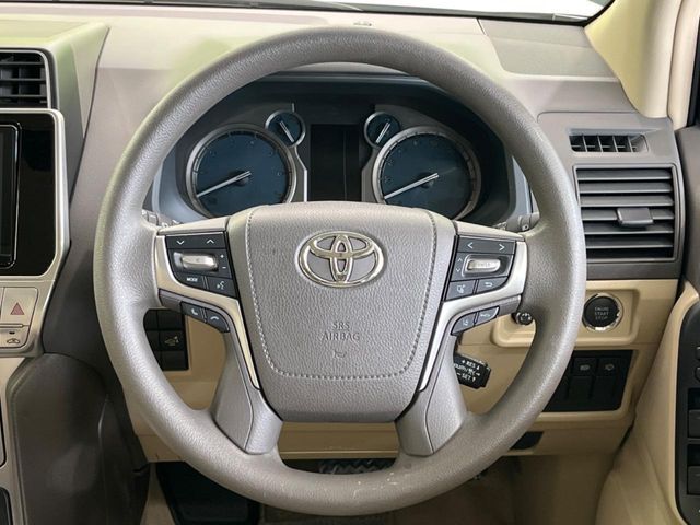 TOYOTA LANDCRUISER PRADO 2023 Image 31