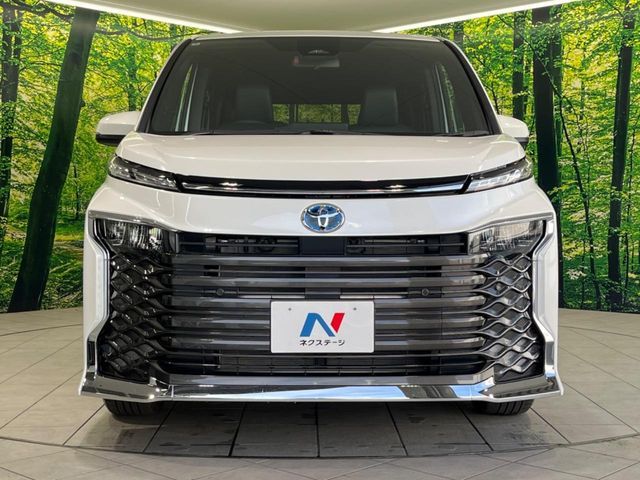 TOYOTA VOXY HYBRID 2025 Image 31