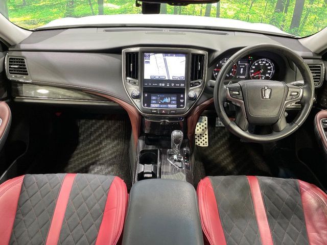 TOYOTA CROWN SEDAN 2016 Image 31