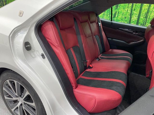 TOYOTA CROWN SEDAN 2016 Image 31