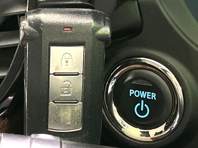 MITSUBISHI OUTLANDER PHEV 2015 Image 31