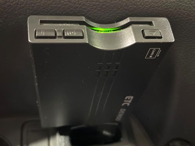 MITSUBISHI OUTLANDER PHEV 2015 Image 31