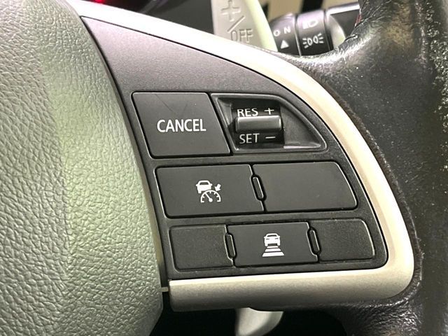 MITSUBISHI OUTLANDER PHEV 2015 Image 31