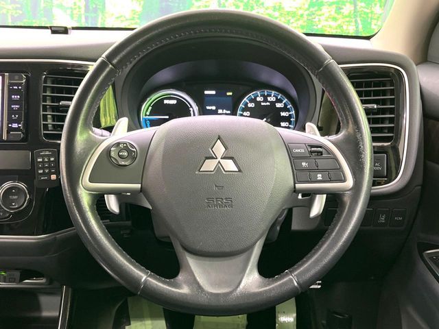 MITSUBISHI OUTLANDER PHEV 2015 Image 31
