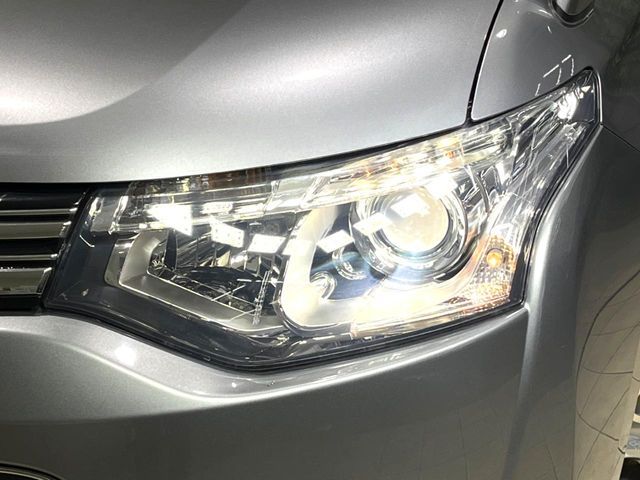 MITSUBISHI OUTLANDER PHEV 2015 Image 31
