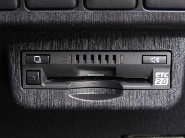 TOYOTA PRIUS ALPHA 2016 Image 31