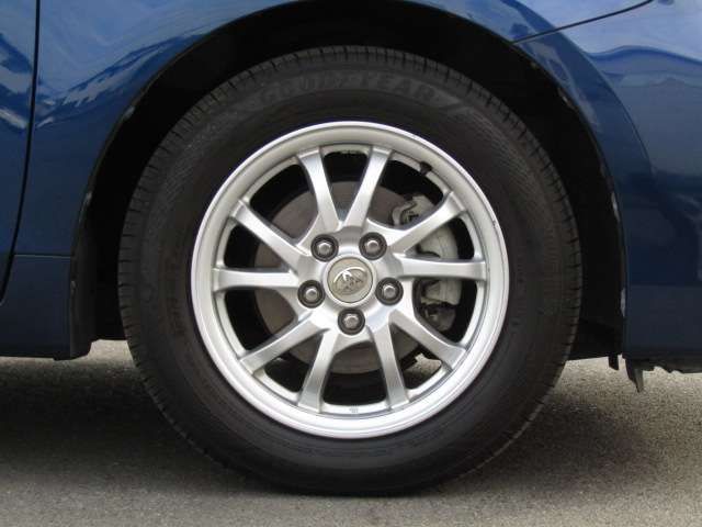 TOYOTA PRIUS ALPHA 2016 Image 31