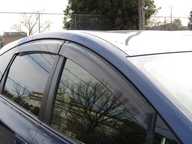 TOYOTA PRIUS ALPHA 2016 Image 31