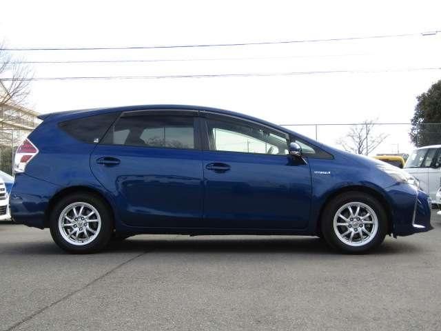 TOYOTA PRIUS ALPHA 2016 Image 31