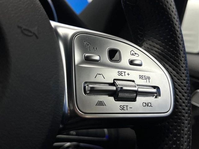 MERCEDES BENZ C CLAS 2019 Image 31