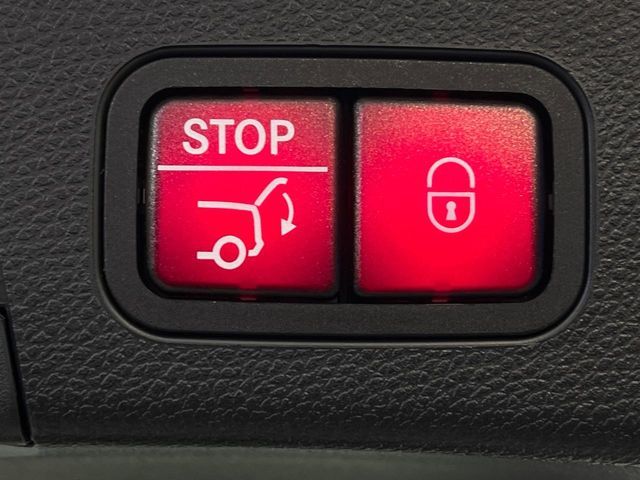 MERCEDES BENZ C CLAS 2019 Image 31