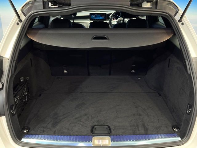 MERCEDES BENZ C CLAS 2019 Image 31