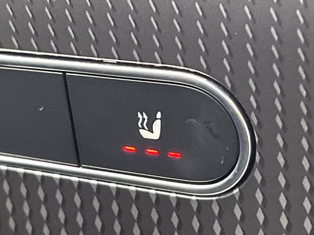 MERCEDES BENZ GLB 2021 Image 31