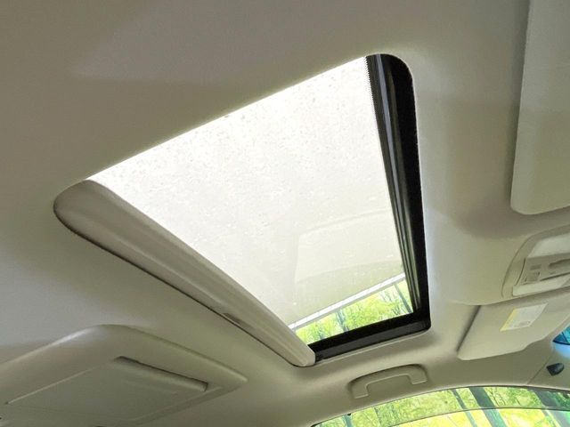 NISSAN ELGRAND 2015 Image 31