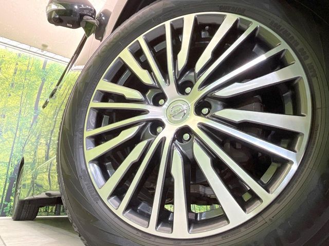 NISSAN ELGRAND 2015 Image 31