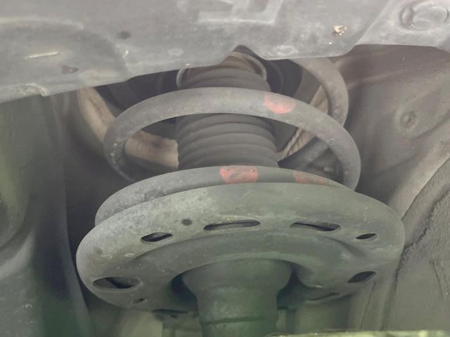 NISSAN ELGRAND 2015 Image 31