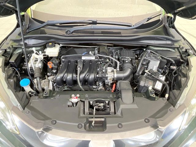 HONDA VEZEL HYBRID 2014 Image 31